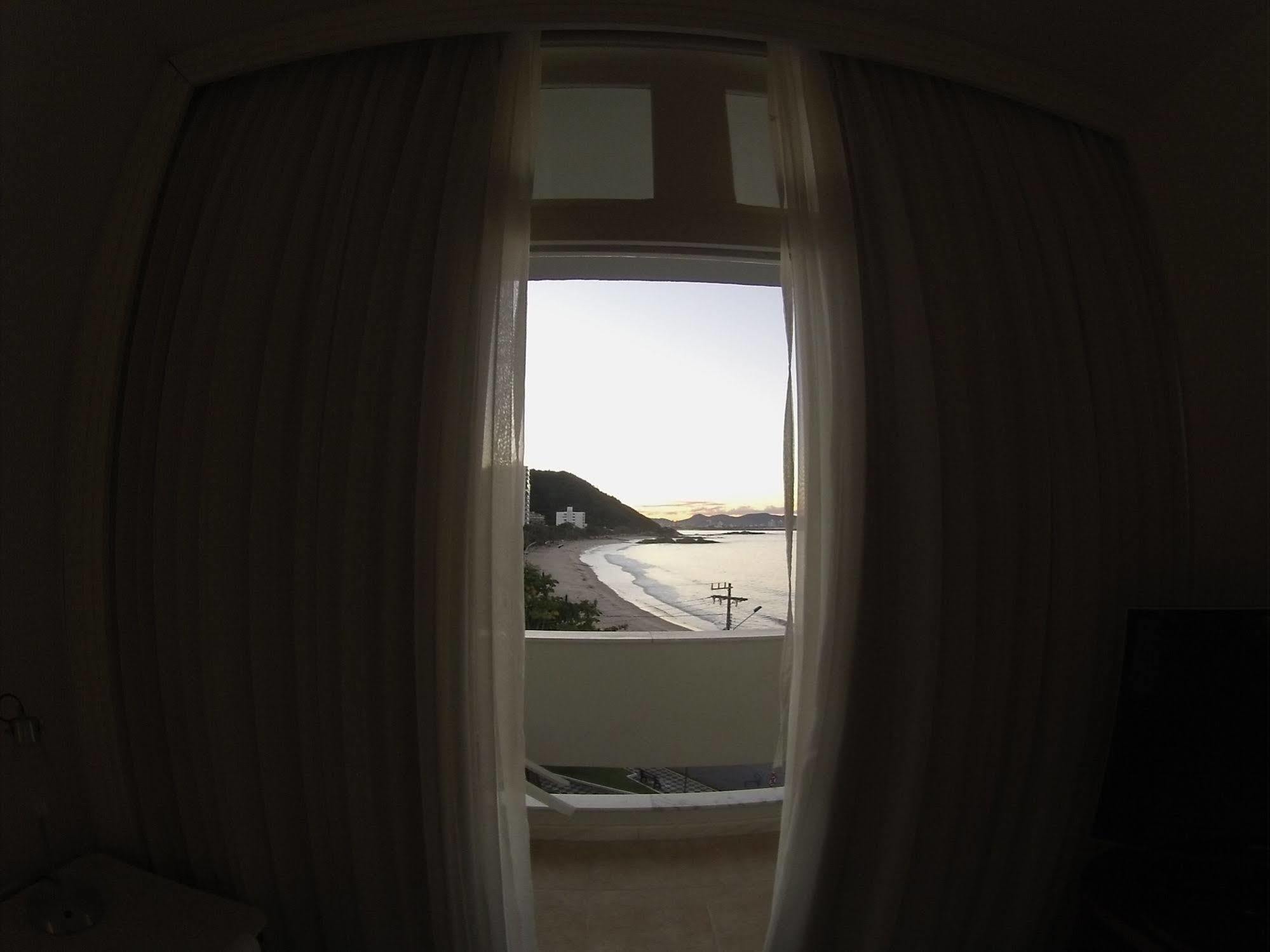 Hotel Marambaia Cabecudas - Frente Mar Itajaí Exteriör bild